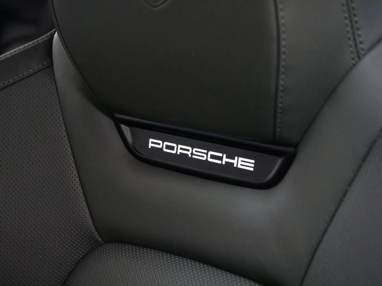 2025 Porsche Macan Electric Macan 4 Electric