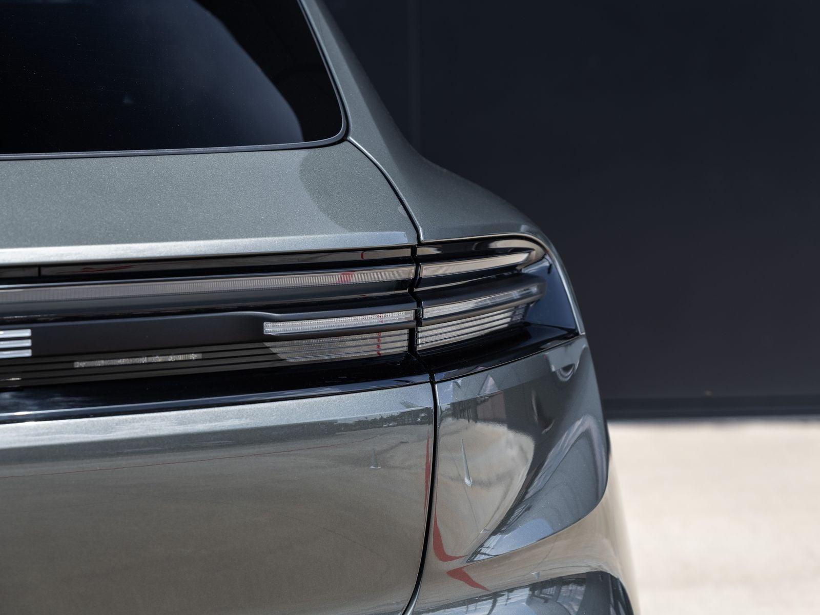 2025 Porsche Macan 4 Electric