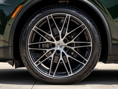 2025 Porsche Macan 4 Electric