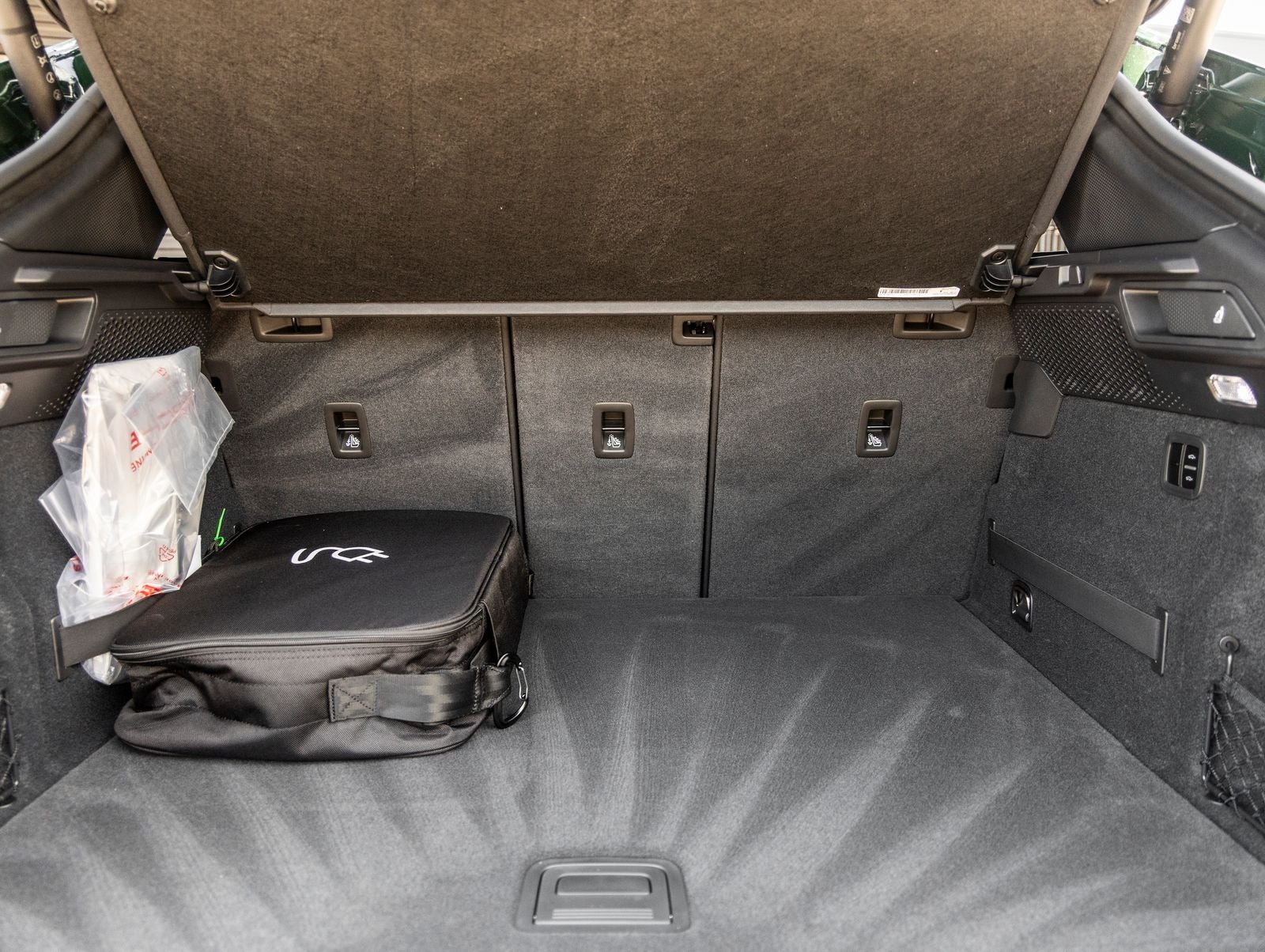 2025 Porsche Macan 4 Electric