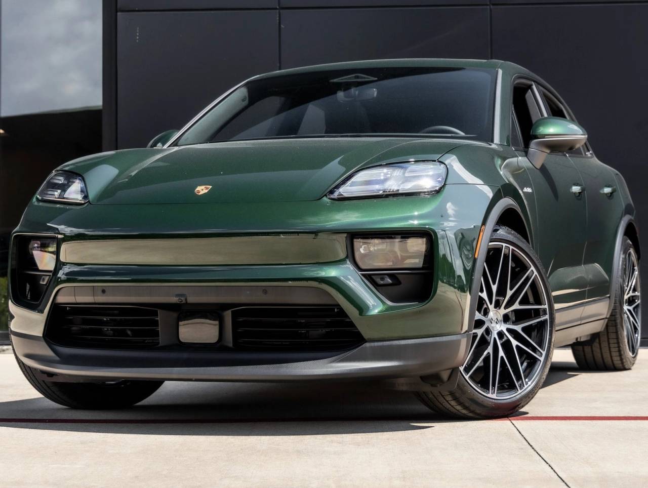 2025 Porsche Macan Electric Macan 4 Electric