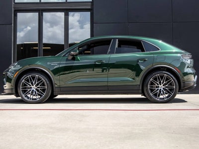 2025 Porsche Macan Electric Macan 4 Electric