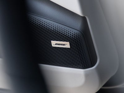2025 Porsche Macan Electric 4