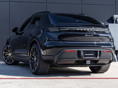 2025 Porsche Macan Electric 4