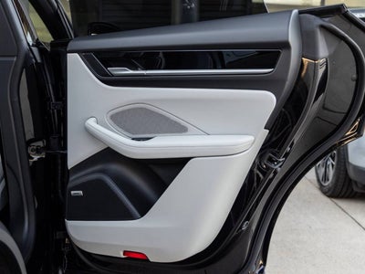 2025 Porsche Macan Macan 4 Electric