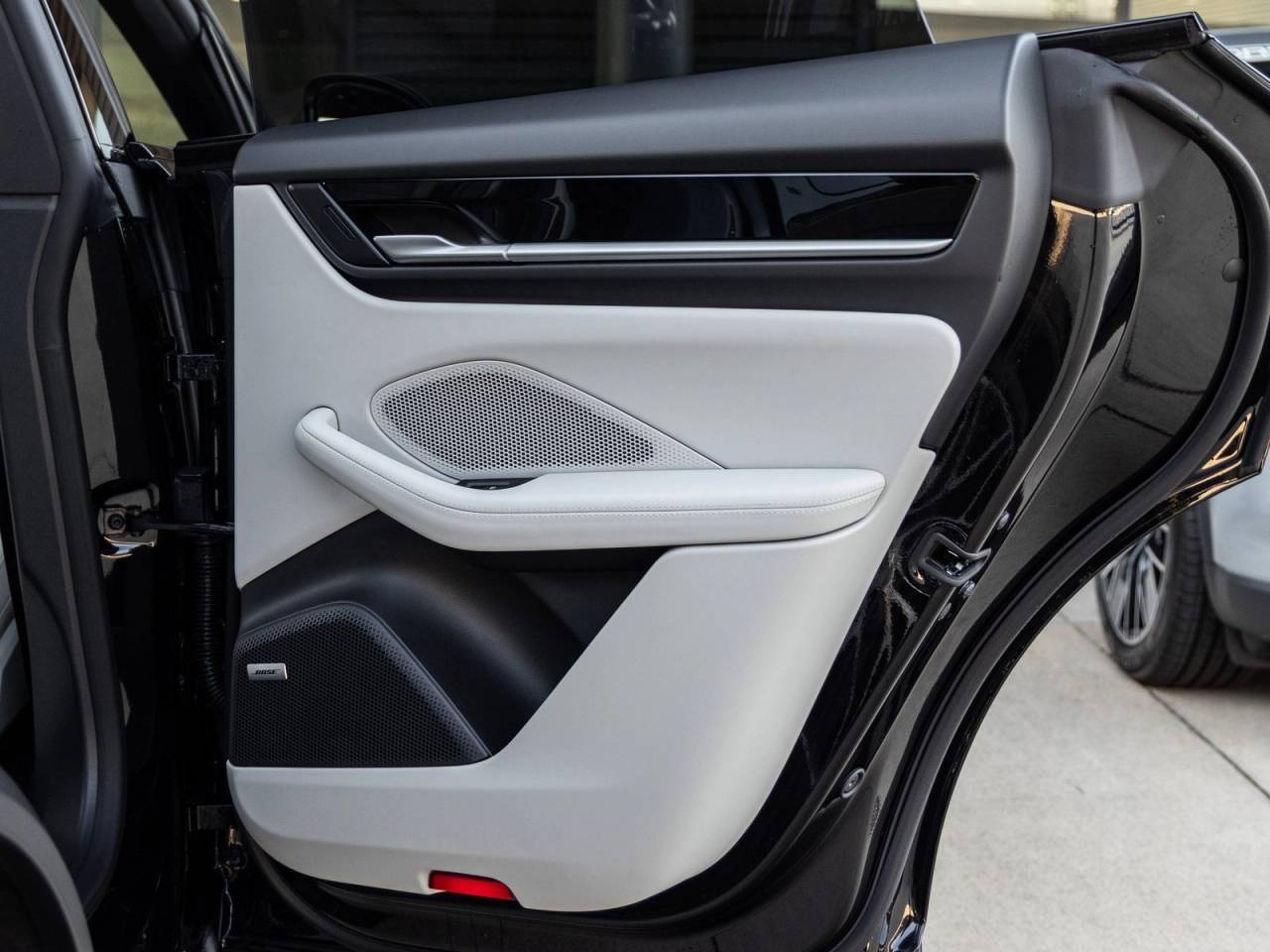 2025 Porsche Macan Macan 4 Electric