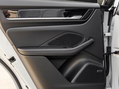 2026 Porsche Macan Macan 4 Electric