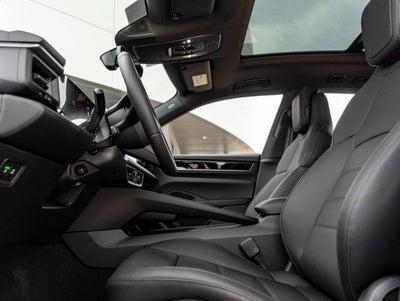 2026 Porsche Macan Macan 4 Electric