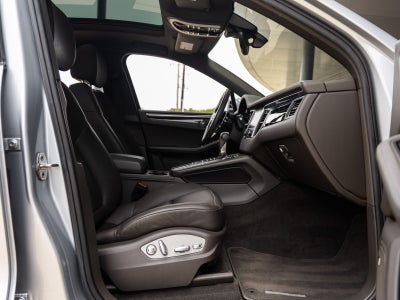 2018 Porsche Macan S