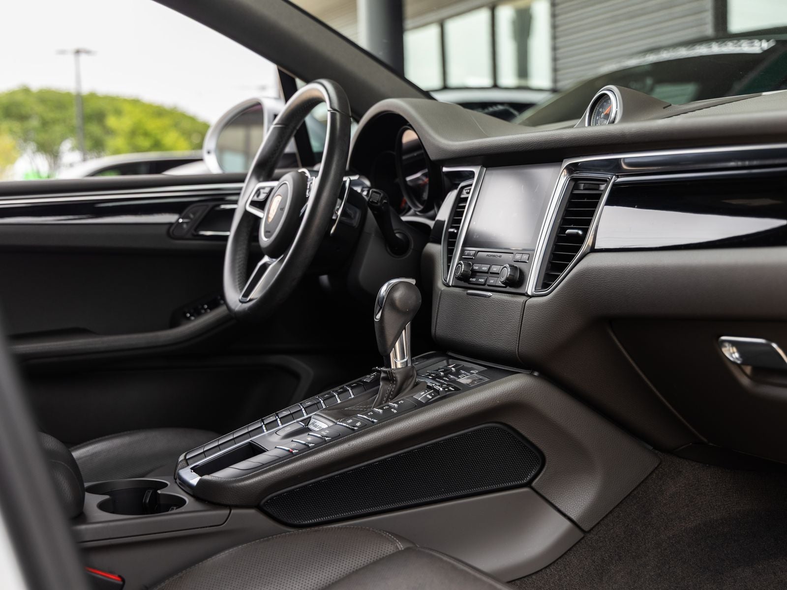 2018 Porsche Macan S