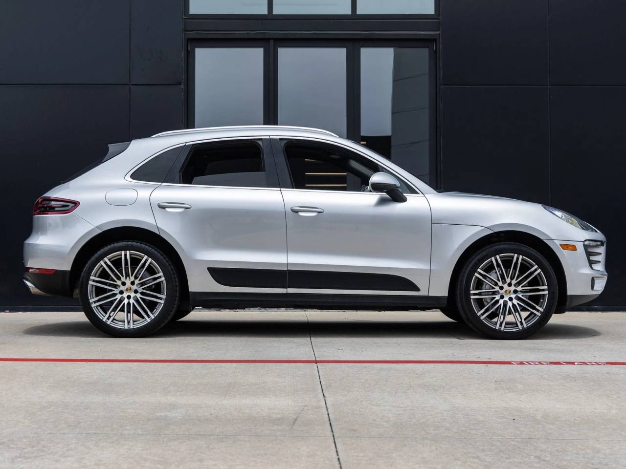2018 Porsche Macan S