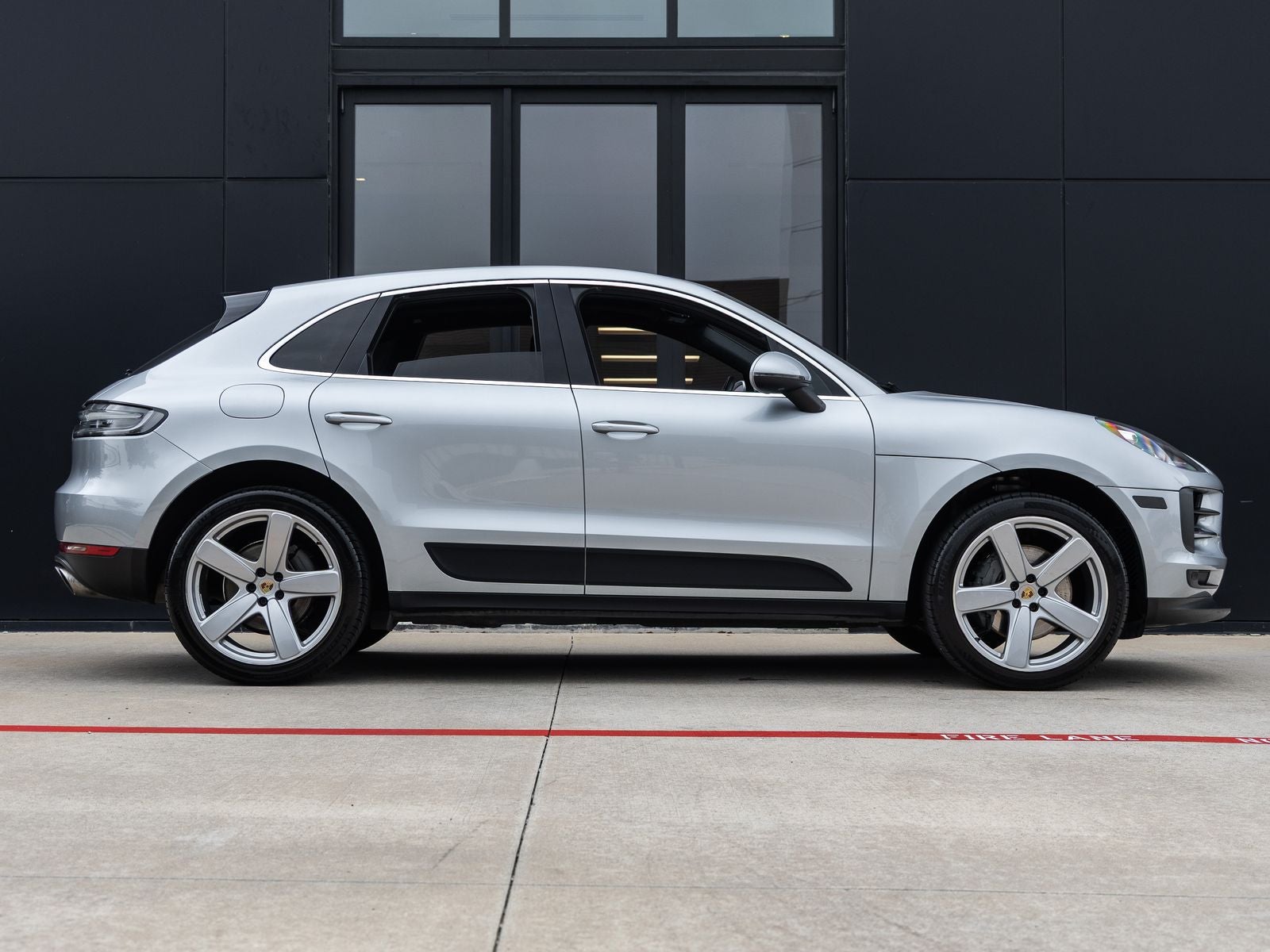 2019 Porsche Macan S