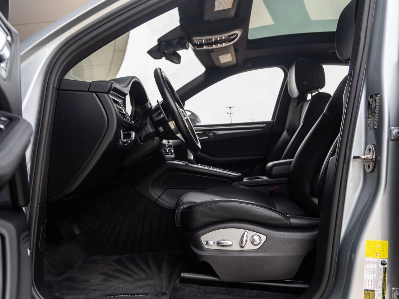2019 Porsche Macan S