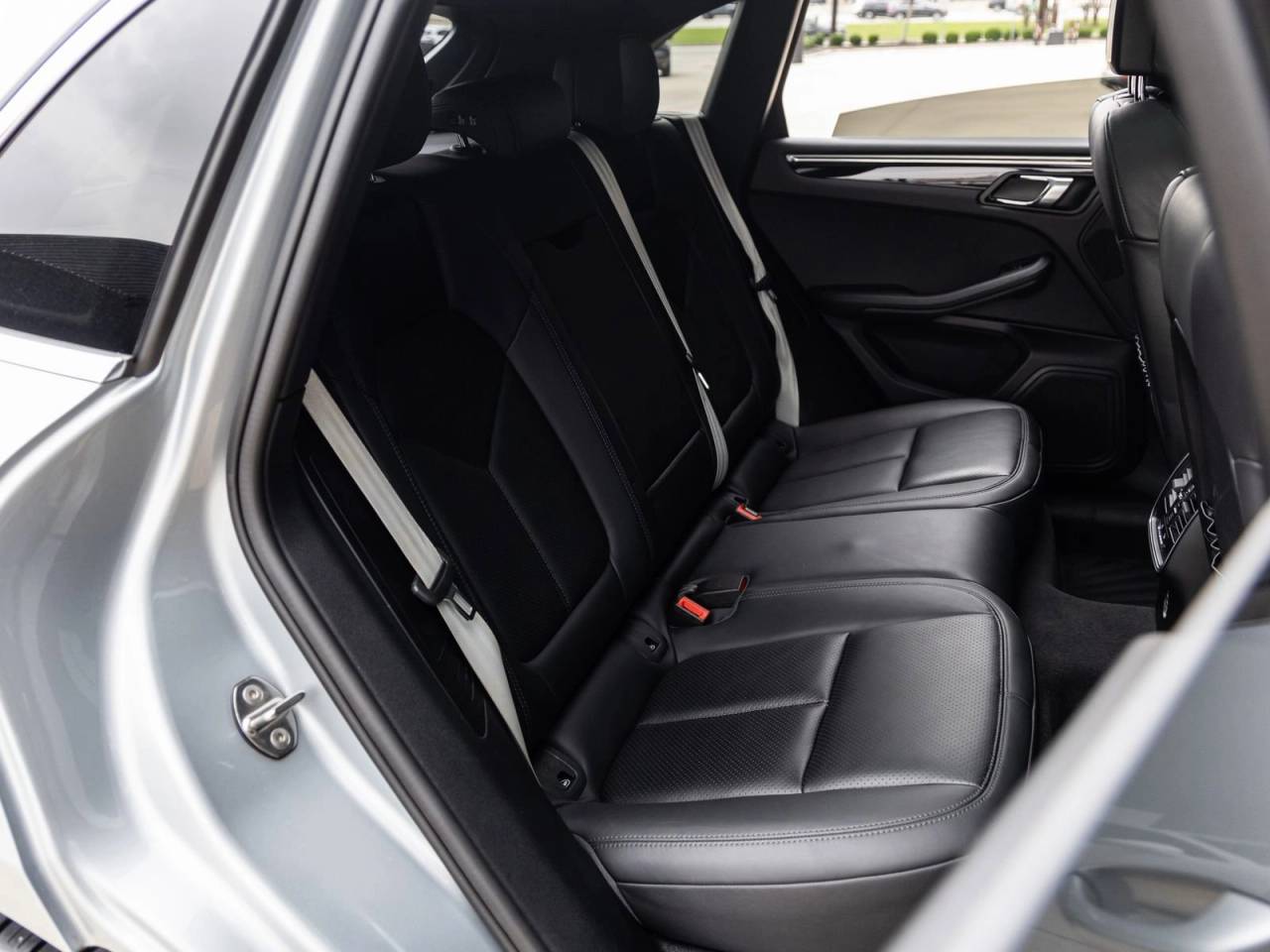 2019 Porsche Macan S