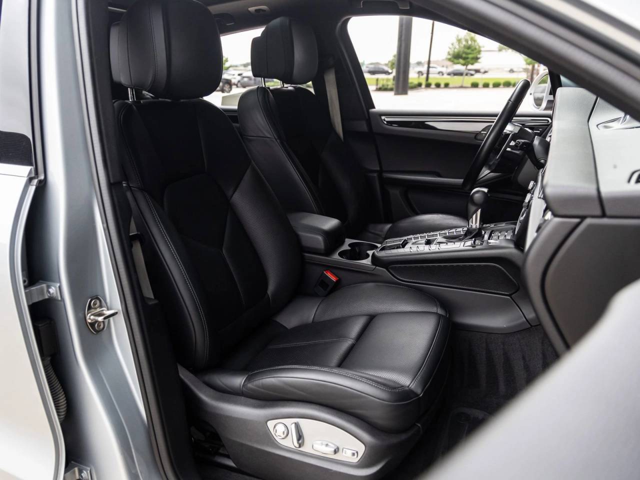 2019 Porsche Macan S