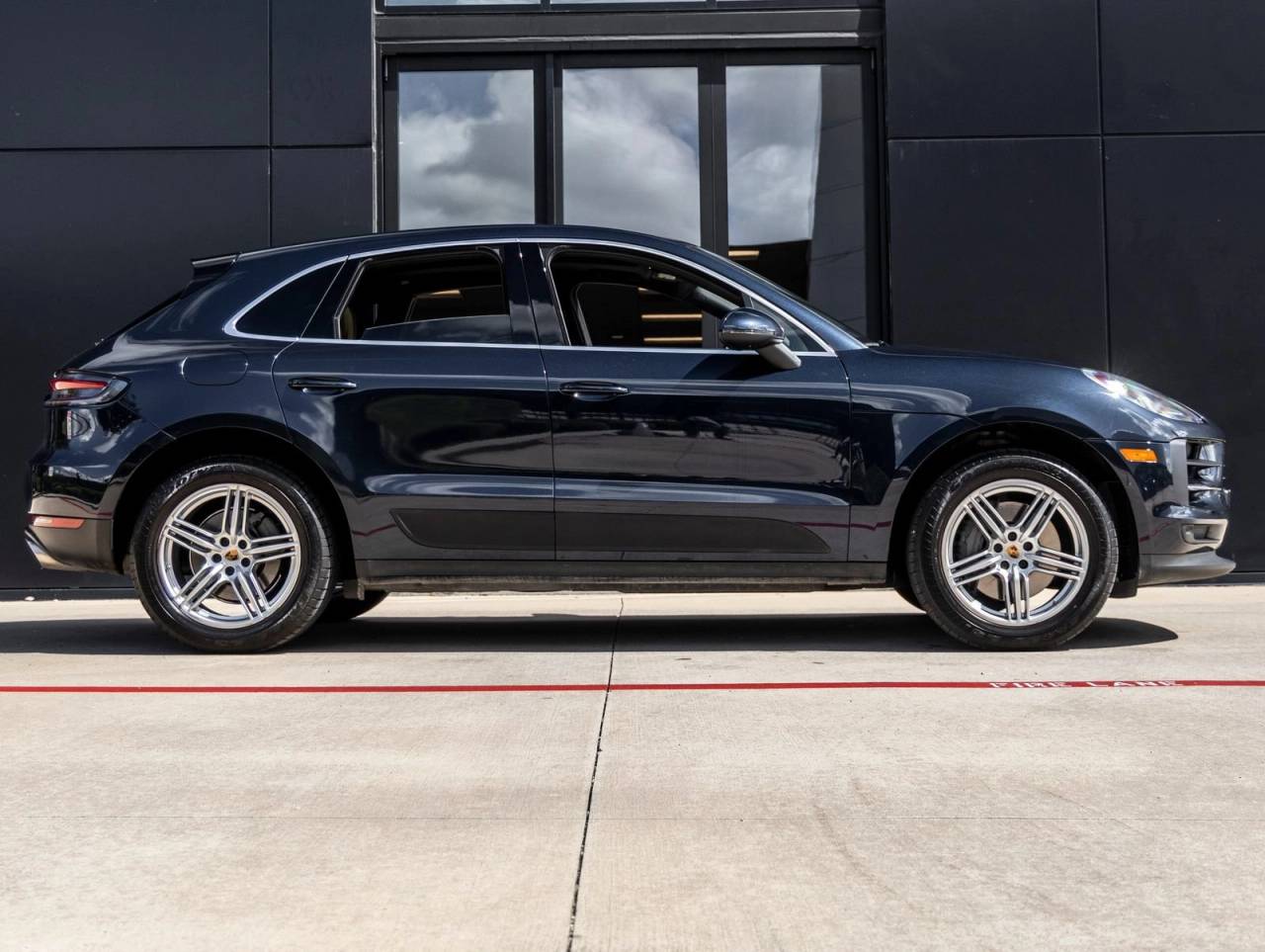 2020 Porsche Macan Macan S