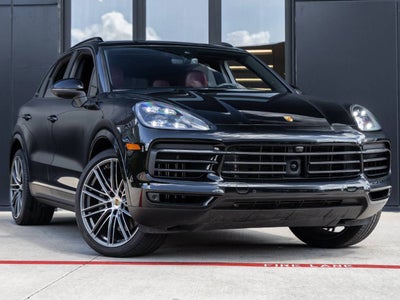 2023 Porsche Cayenne Cayenne S Platinum Edition
