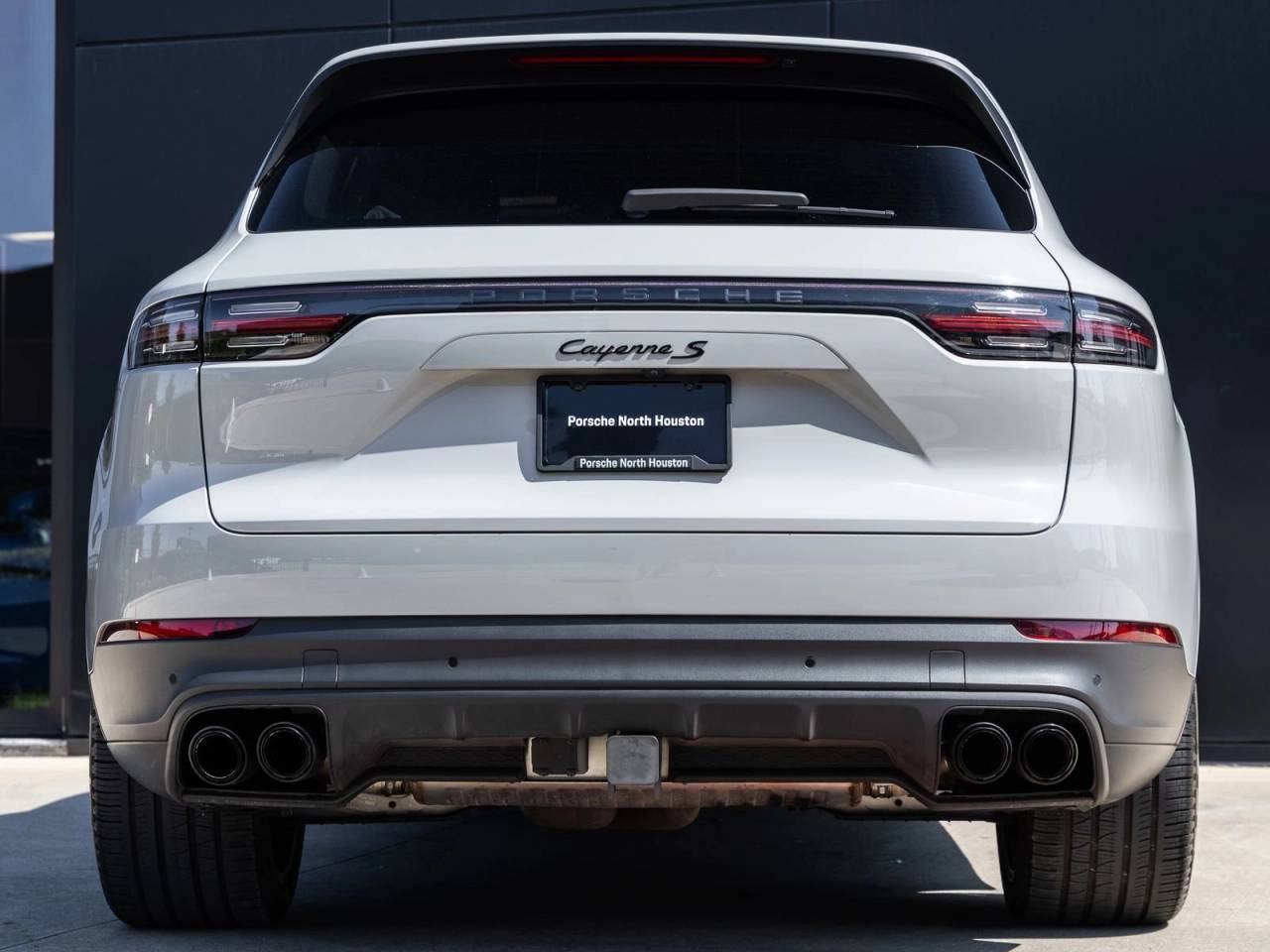 2023 Porsche Cayenne S Platinum Edition