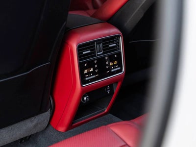 2023 Porsche Cayenne S Platinum Edition