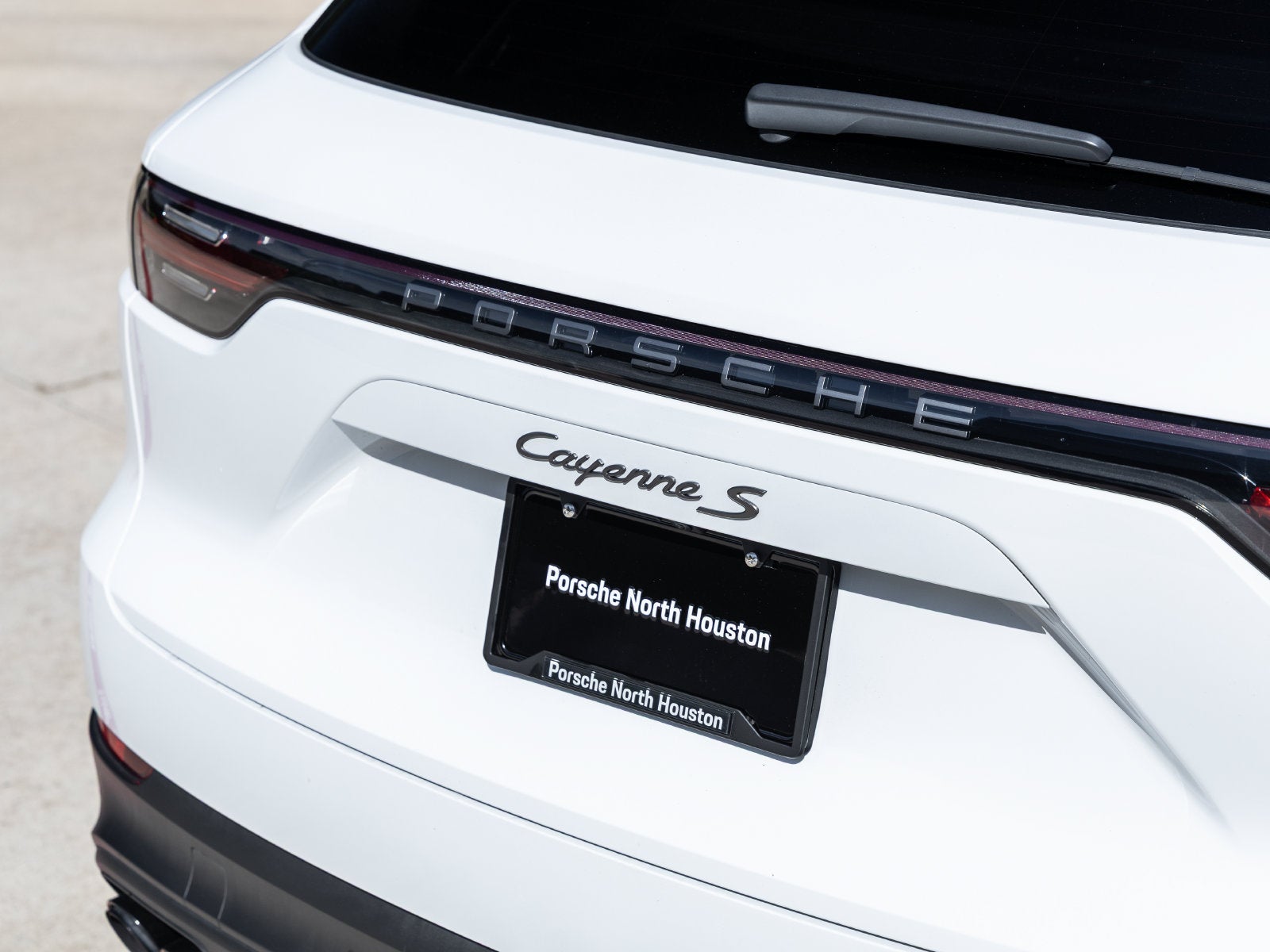2023 Porsche Cayenne Cayenne S Platinum Edition