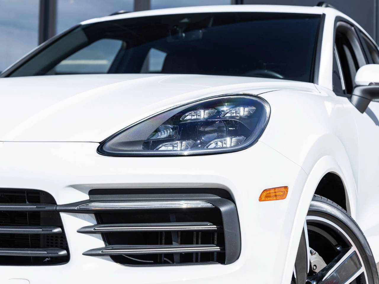 2023 Porsche Cayenne Cayenne S Platinum Edition