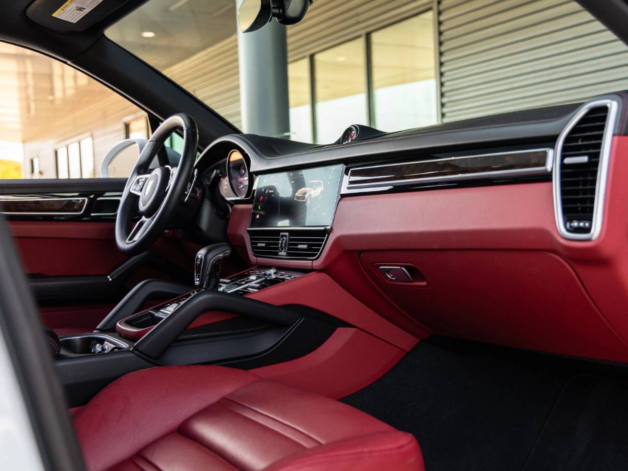 2023 Porsche Cayenne Cayenne S Platinum Edition