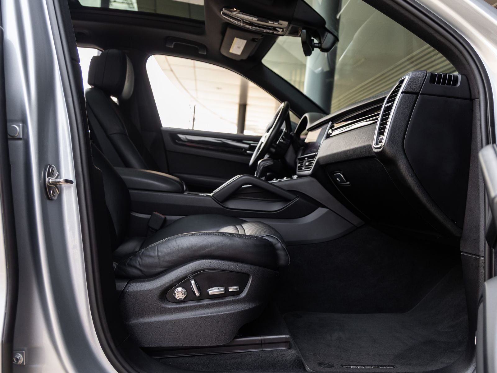 2019 Porsche Cayenne S