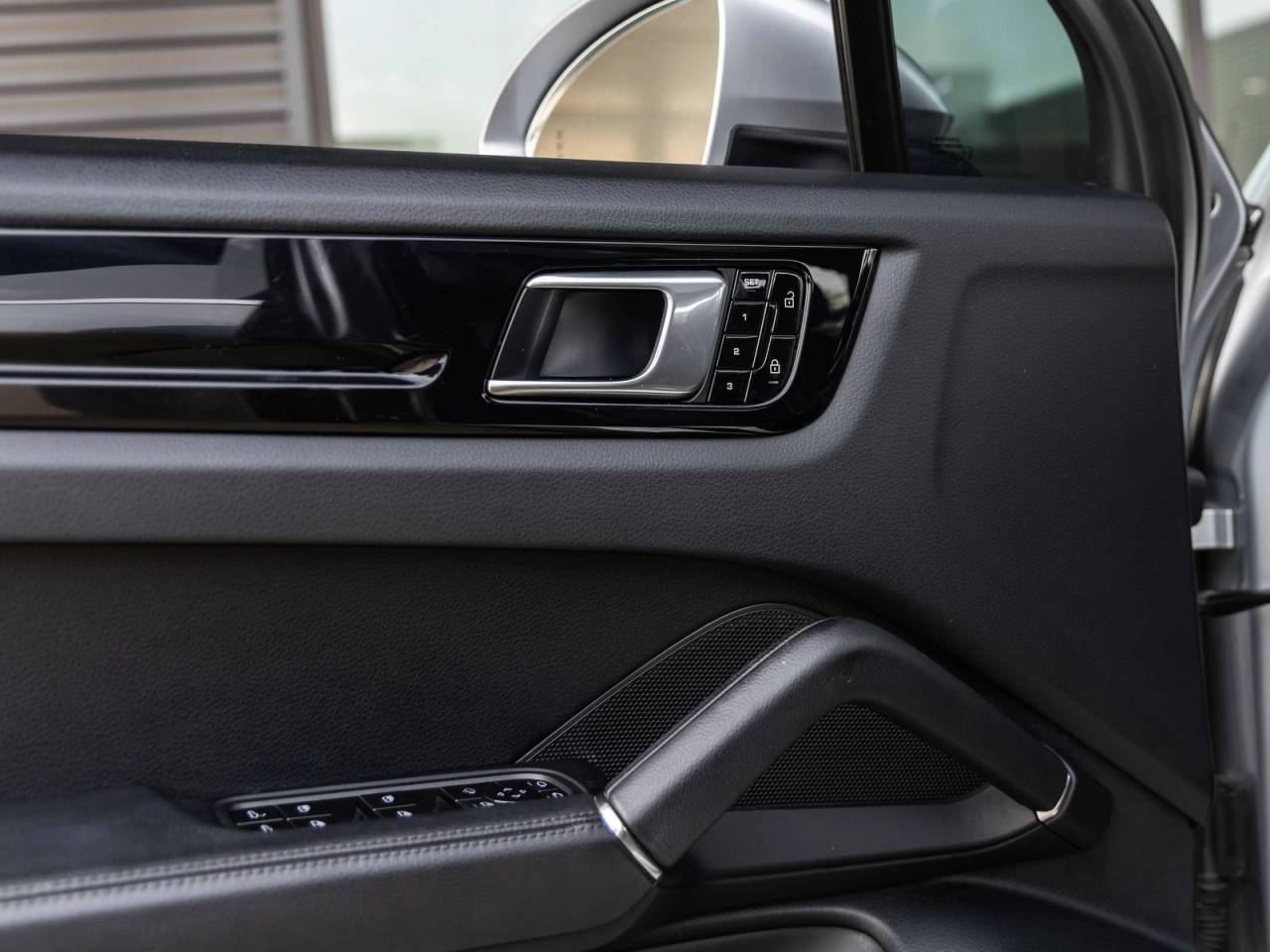 2019 Porsche Cayenne S