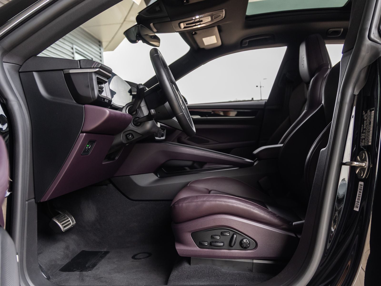 2025 Porsche Macan Macan 4S Electric