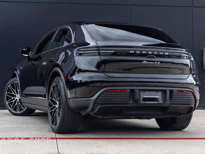 2025 Porsche Macan Macan 4S Electric