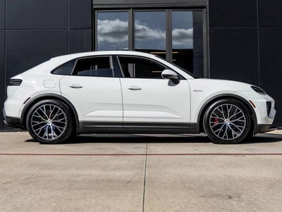 2025 Porsche Macan Electric Macan 4S Electric