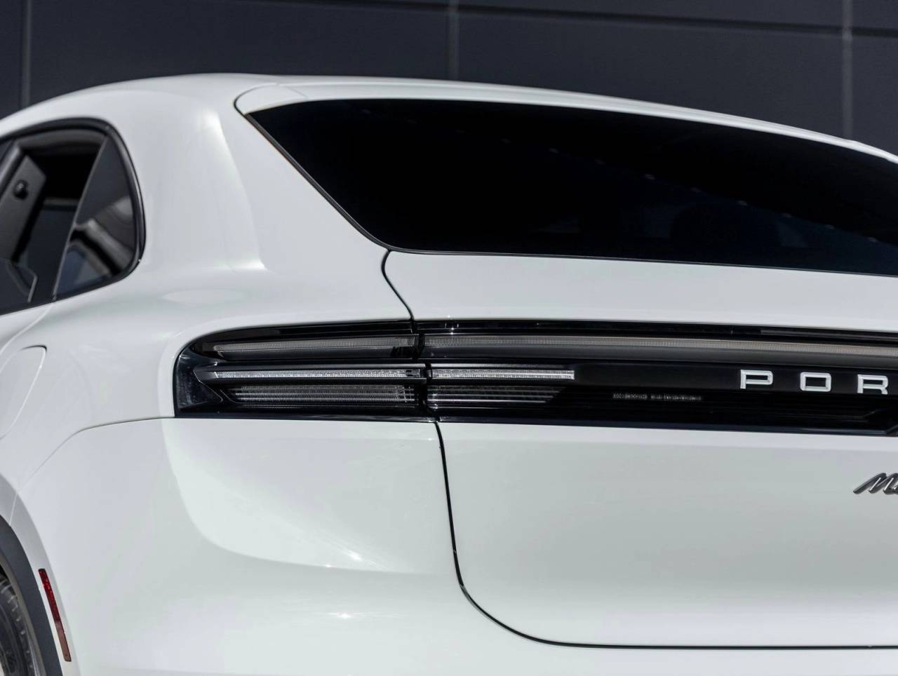 2025 Porsche Macan Electric Macan 4S Electric