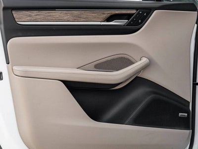 2025 Porsche Macan Electric Macan 4S Electric