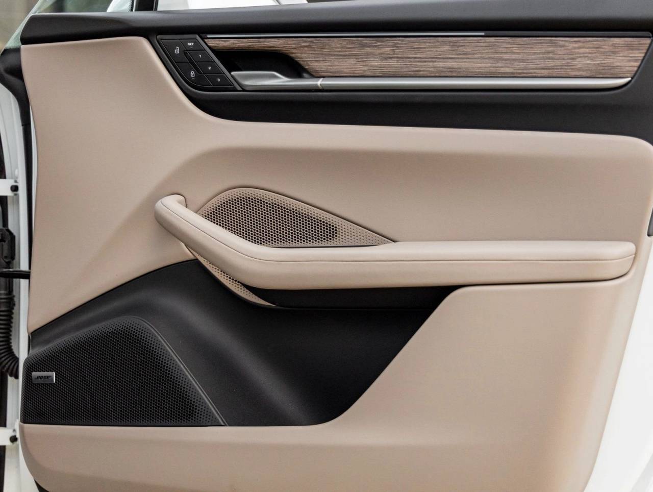 2025 Porsche Macan Electric Macan 4S Electric