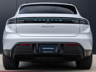 2025 Porsche Macan 4S Electric