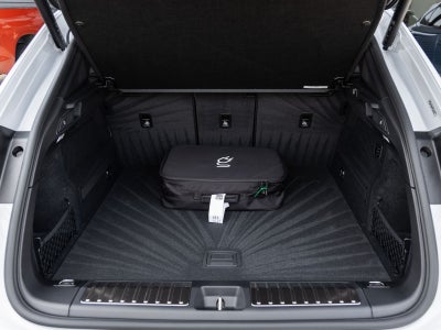 2025 Porsche Macan 4S Electric