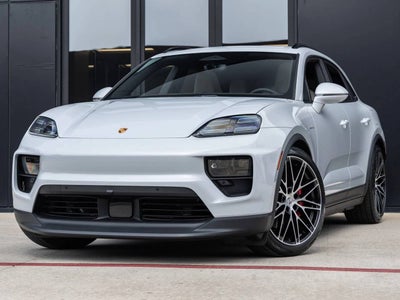 2025 Porsche Macan 4S Electric