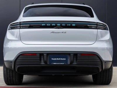 2025 Porsche Macan 4S Electric