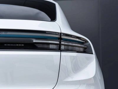 2025 Porsche Macan 4S Electric