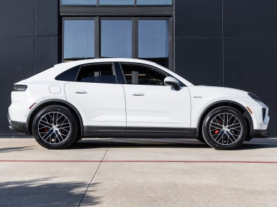2025 Porsche Macan Macan 4S Electric