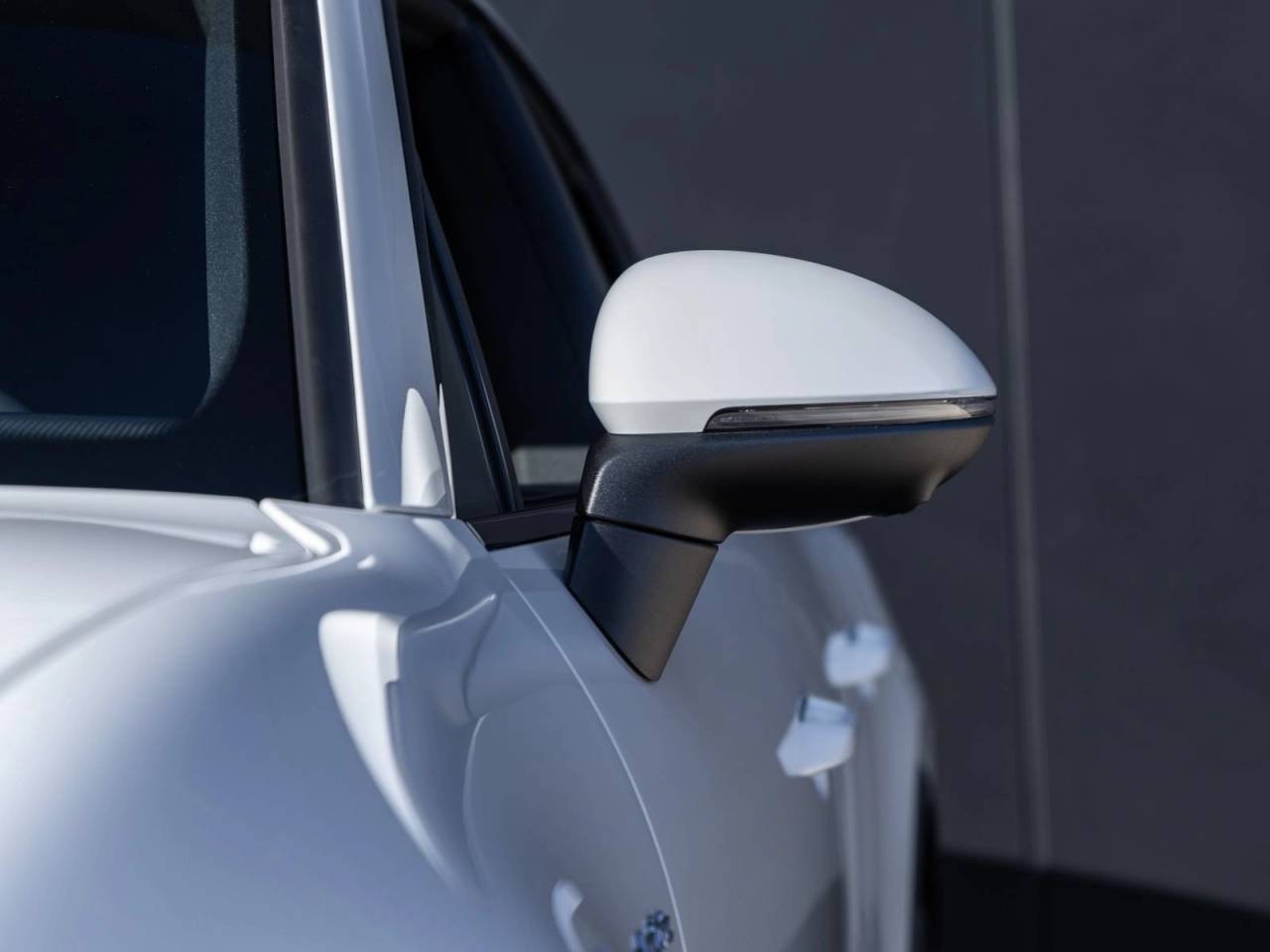2025 Porsche Macan Macan 4S Electric