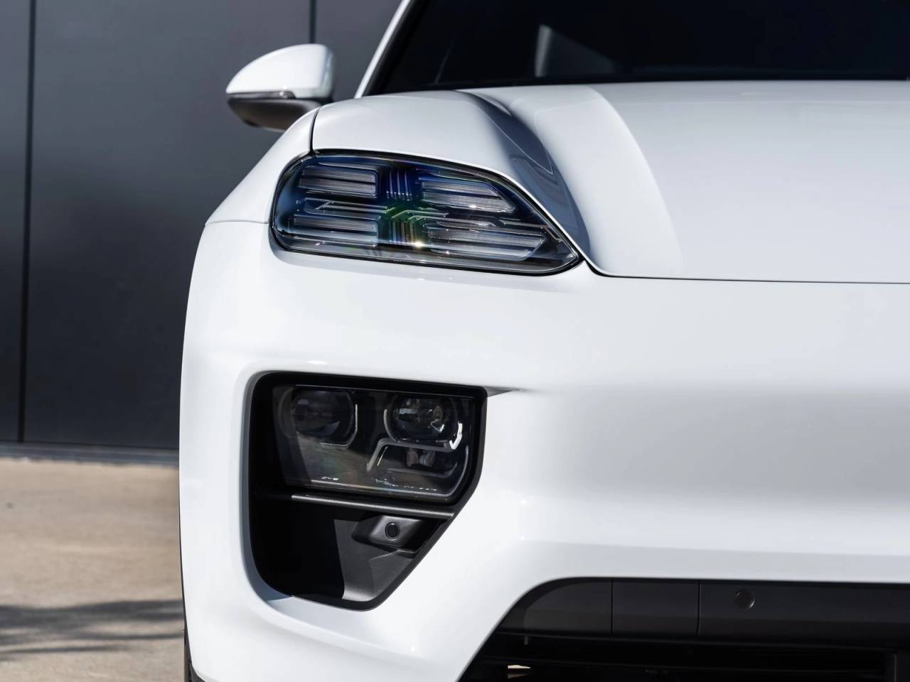 2025 Porsche Macan Macan 4S Electric