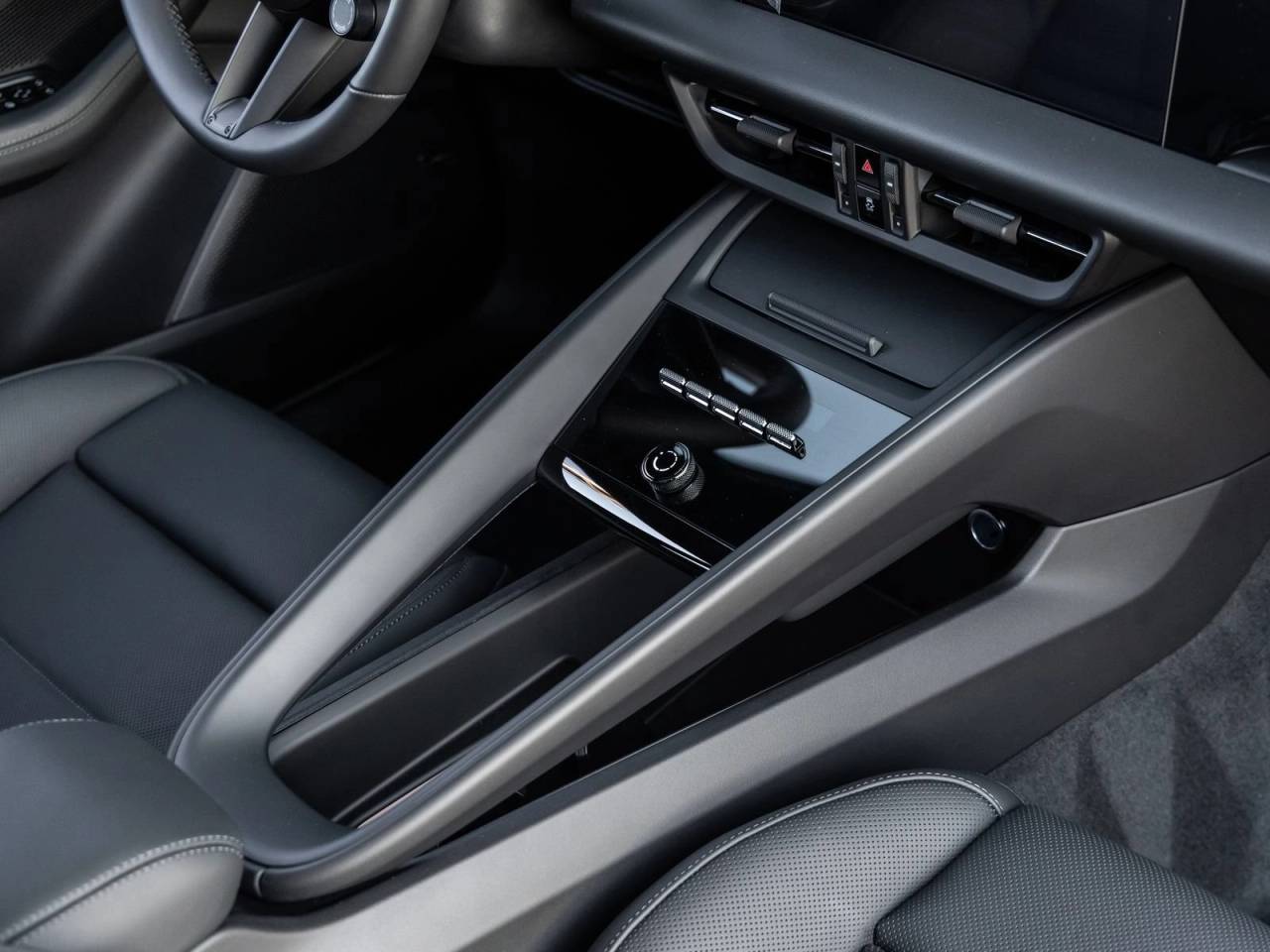 2025 Porsche Macan Macan 4S Electric