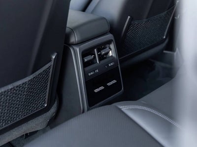 2025 Porsche Macan Macan 4S Electric