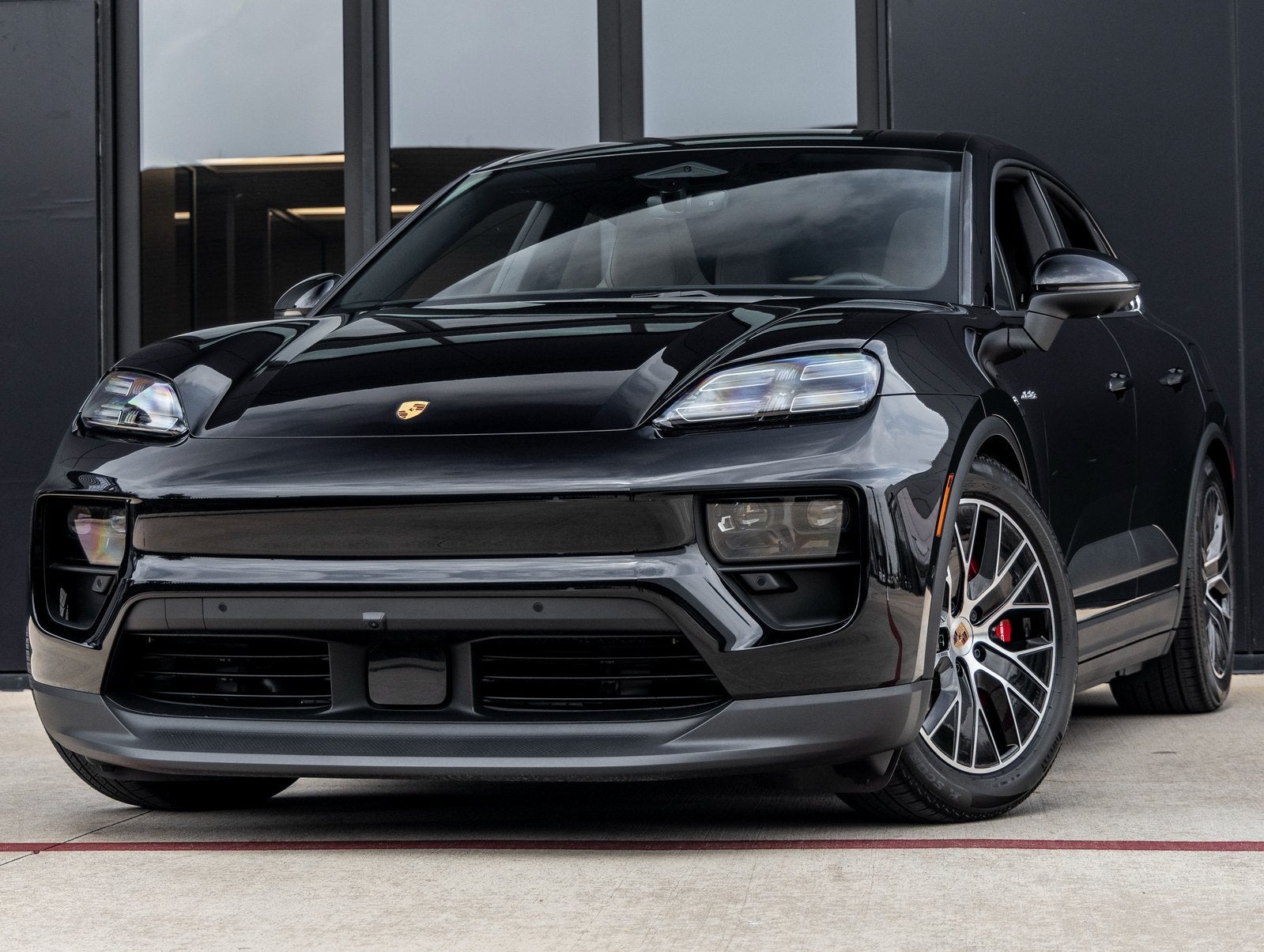 2025 Porsche Macan Macan 4S Electric