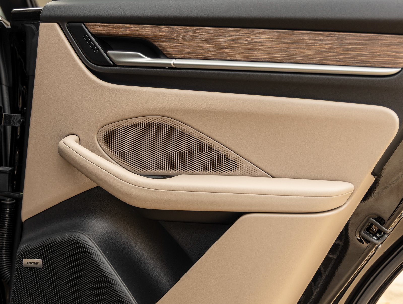 2025 Porsche Macan Macan 4S Electric