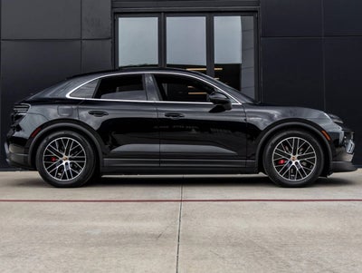 2025 Porsche Macan Macan 4S Electric