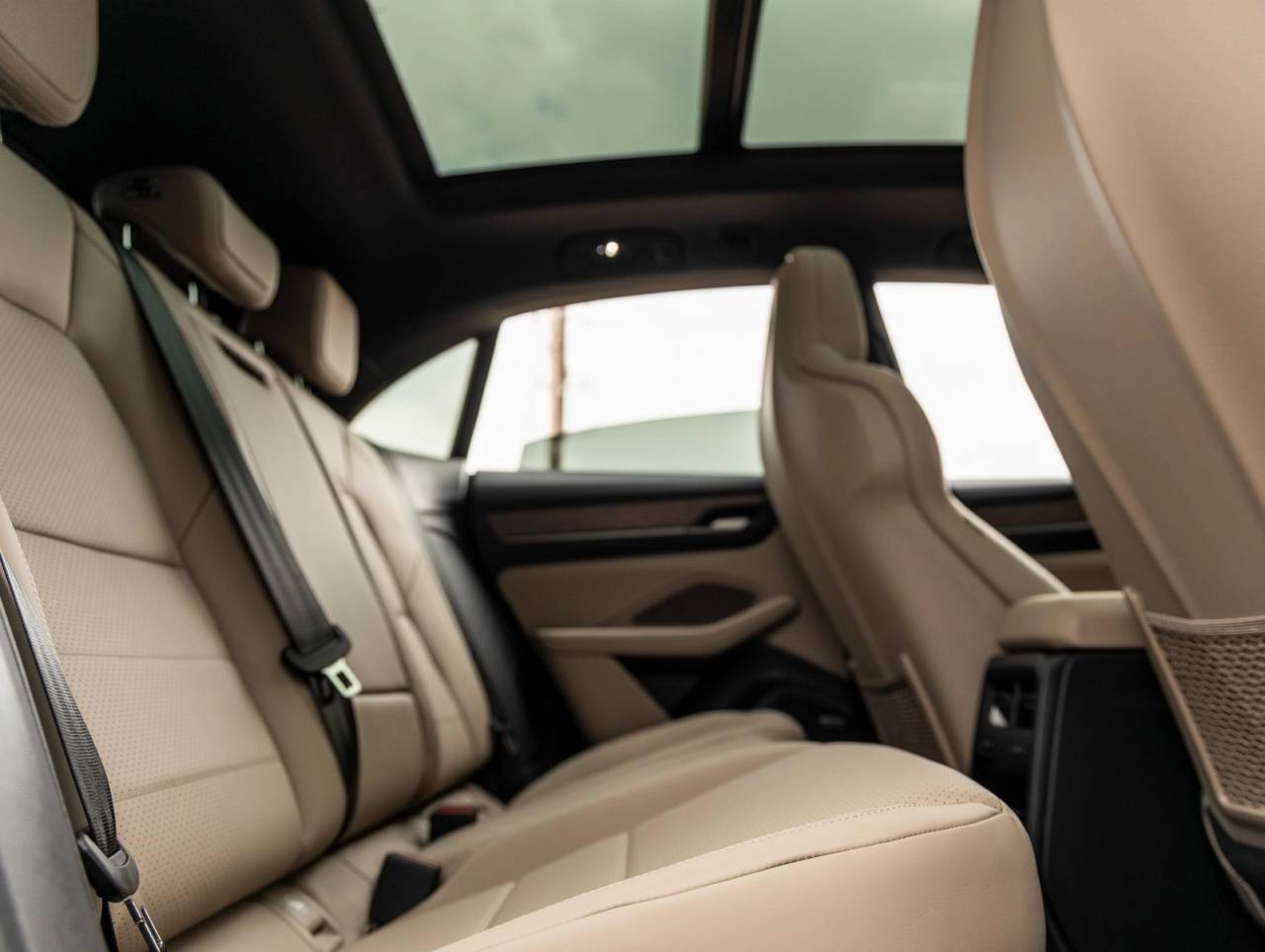 2025 Porsche Macan Macan 4S Electric