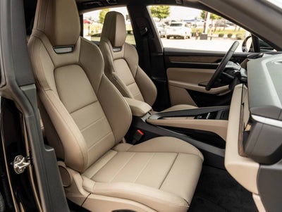 2025 Porsche Macan Macan 4S Electric