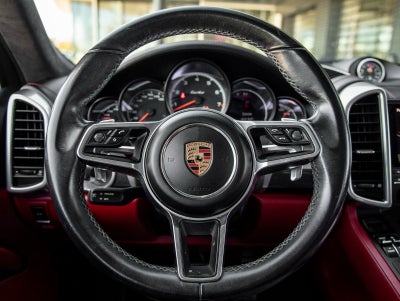 2018 Porsche Cayenne Turbo